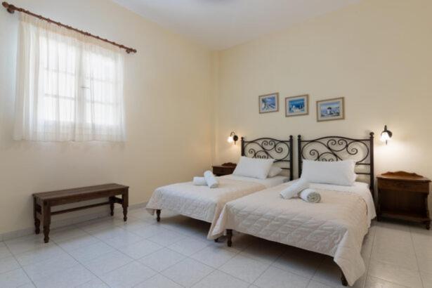 Sardis Rooms Aliki  Kültér fotó