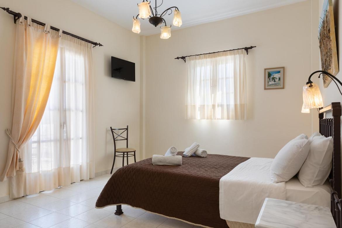 Sardis Rooms Aliki  Kültér fotó