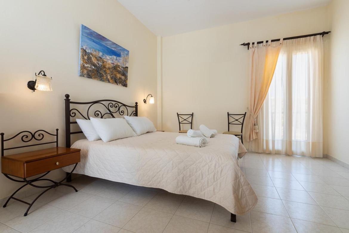 Sardis Rooms Aliki  Kültér fotó